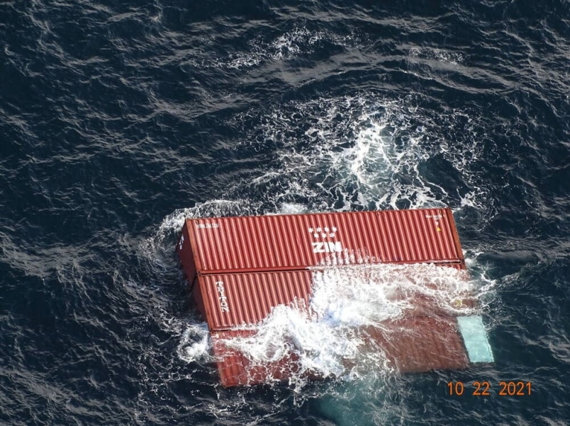 tc-398967-web-10222021-containers-overboard-jpg.jpg